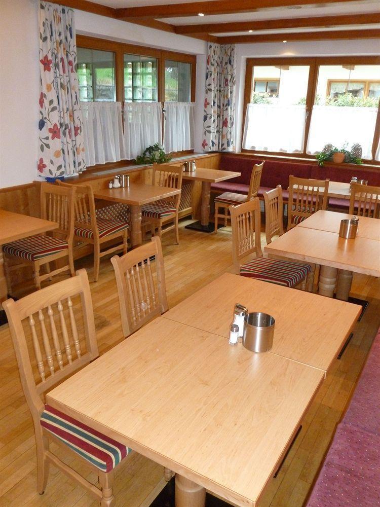 Das Gaestehaus Schneider Am Dorfplatz Alpbach Εξωτερικό φωτογραφία