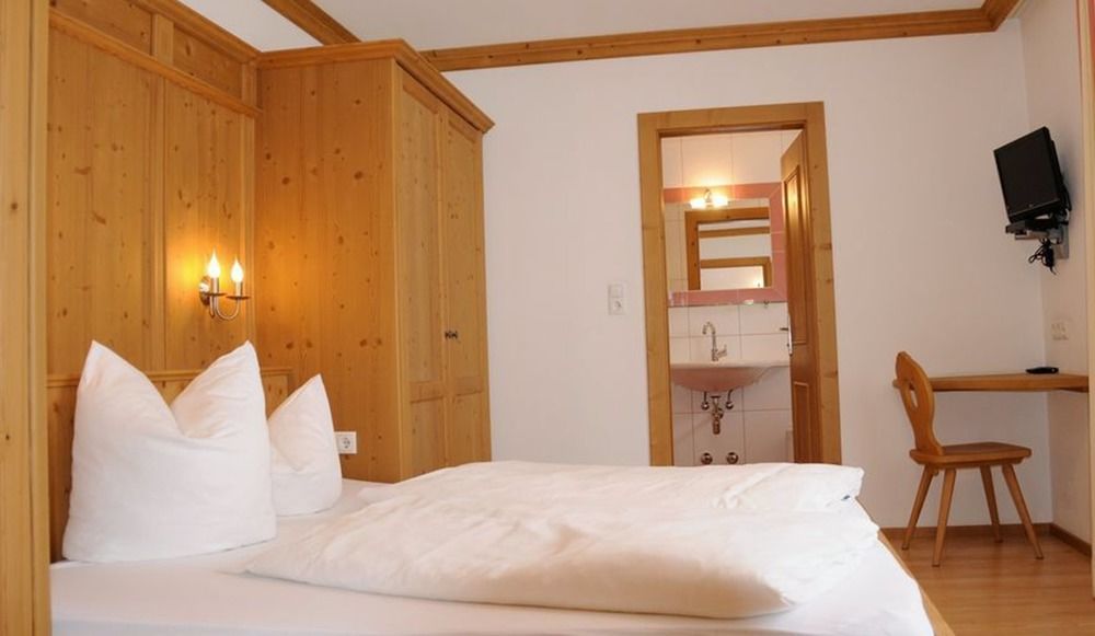 Das Gaestehaus Schneider Am Dorfplatz Alpbach Εξωτερικό φωτογραφία