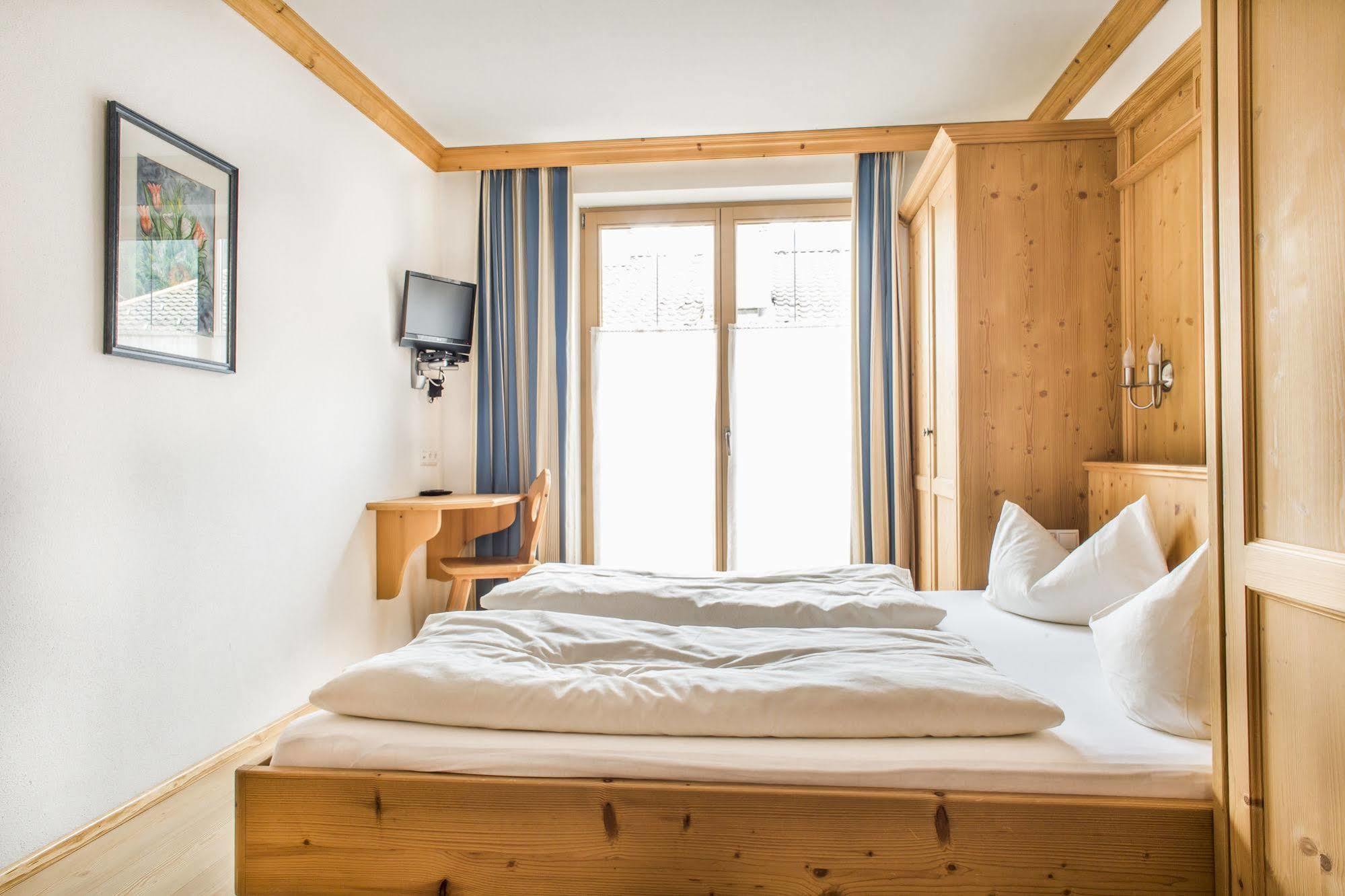 Das Gaestehaus Schneider Am Dorfplatz Alpbach Εξωτερικό φωτογραφία