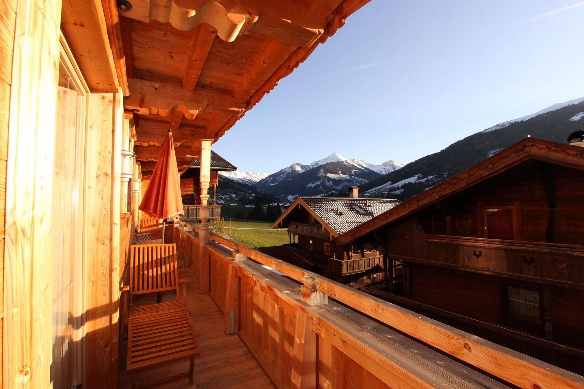 Das Gaestehaus Schneider Am Dorfplatz Alpbach Εξωτερικό φωτογραφία