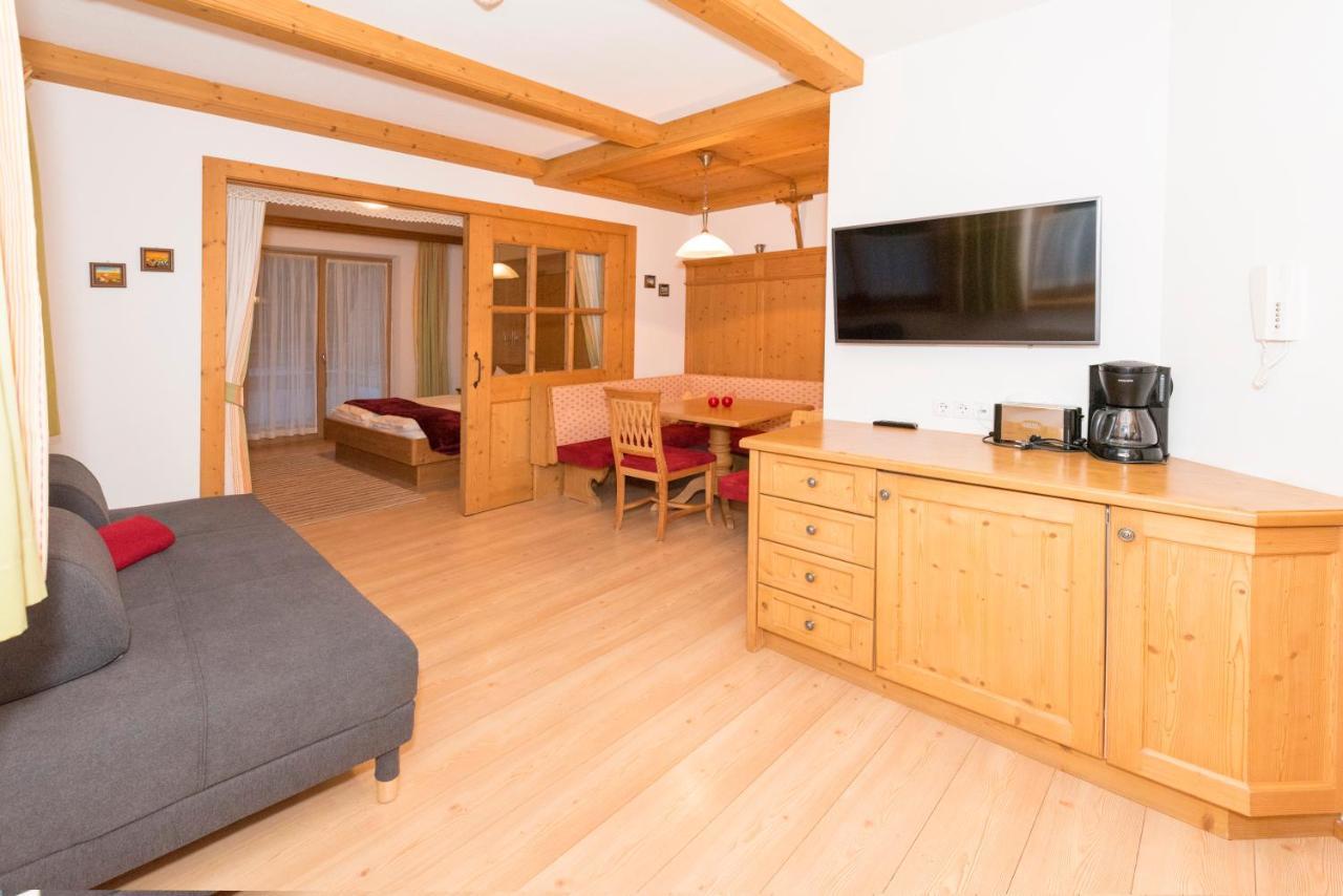 Das Gaestehaus Schneider Am Dorfplatz Alpbach Εξωτερικό φωτογραφία