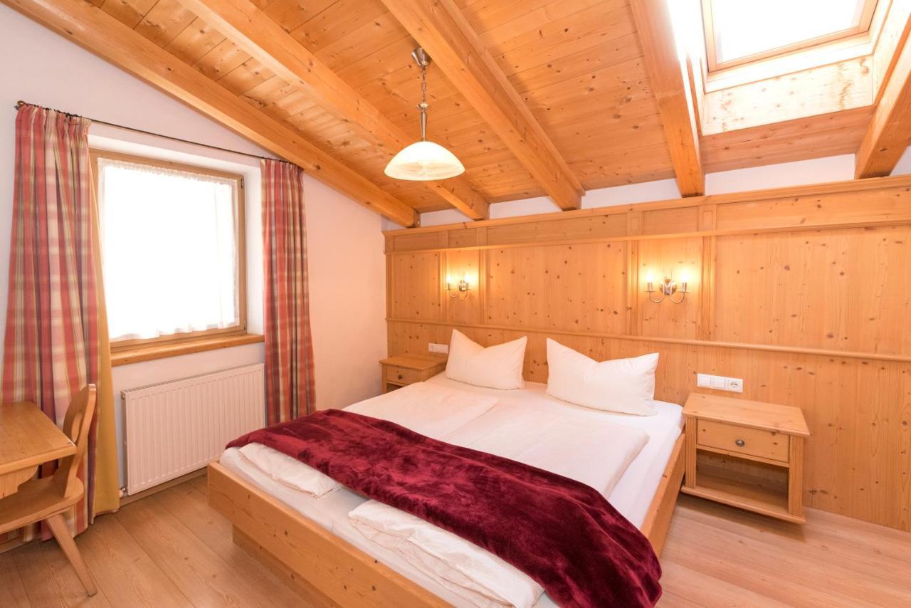 Das Gaestehaus Schneider Am Dorfplatz Alpbach Εξωτερικό φωτογραφία